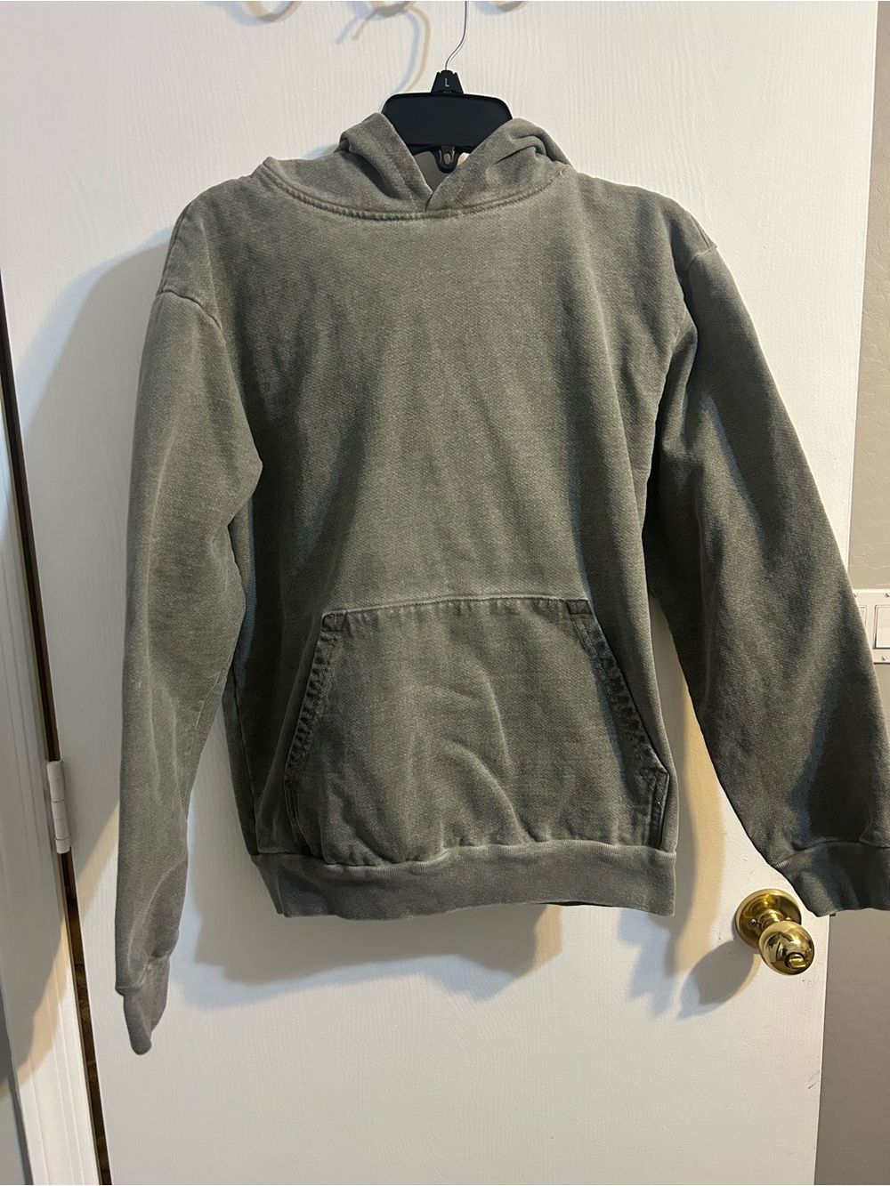 Talentless Men's gray acid wash heavy weight Pullover Hoodie size Medium